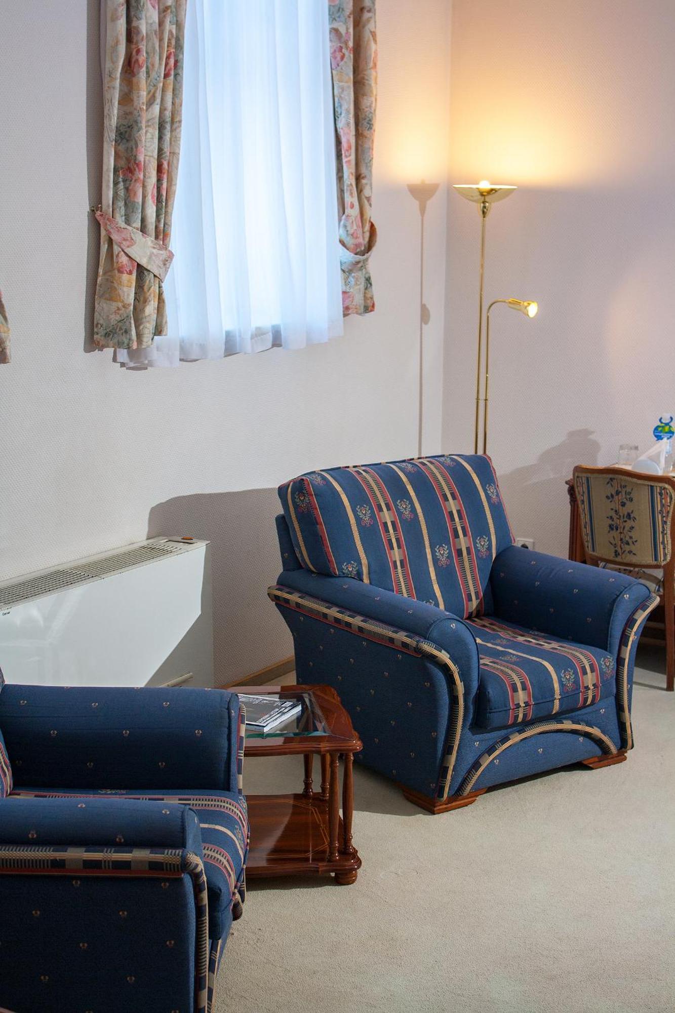 Astoria Hotel Dnipro Ruang foto